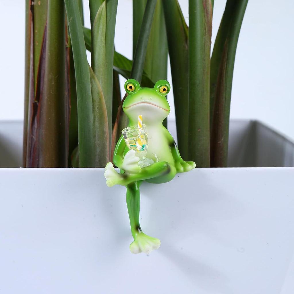 Miniature Frog Figurines Plant Decorations for Pots, Funny Outdoor Garden Decor Women Gifts Frog Statue Planter Hugger for Flower,Lawn,Yard Ornament,2.92"x1.12"x4.94