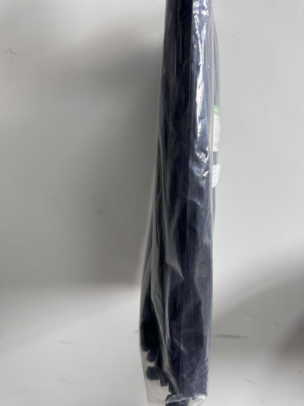 XINGO 1000 PCS Black Zip Ties 12 Inch, 60 LBS Tensile Strength, Self-Locking Nylon Plastic Nylon PA66 Wire Ties for Indoor and Outdoor Use