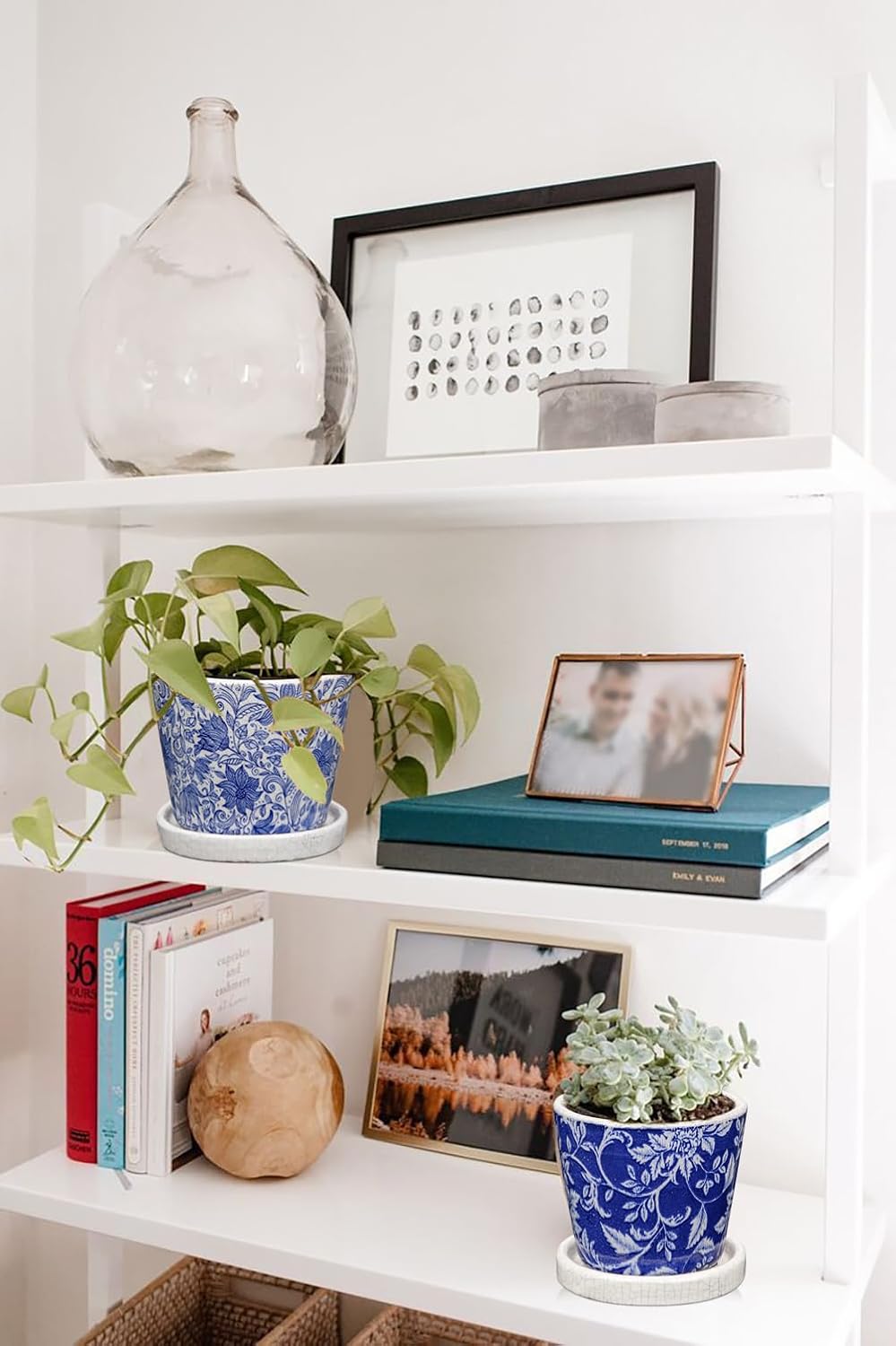 Set of 2 Ceramic Blue and White Plant Pots with Drainage Hole and Saucers, Vintage Farmhouse Accent Planters for Indoor Plants, Round Flower Pots Rustic Succulent Pots Terracotta Tubs 5.7/4.7 Inch