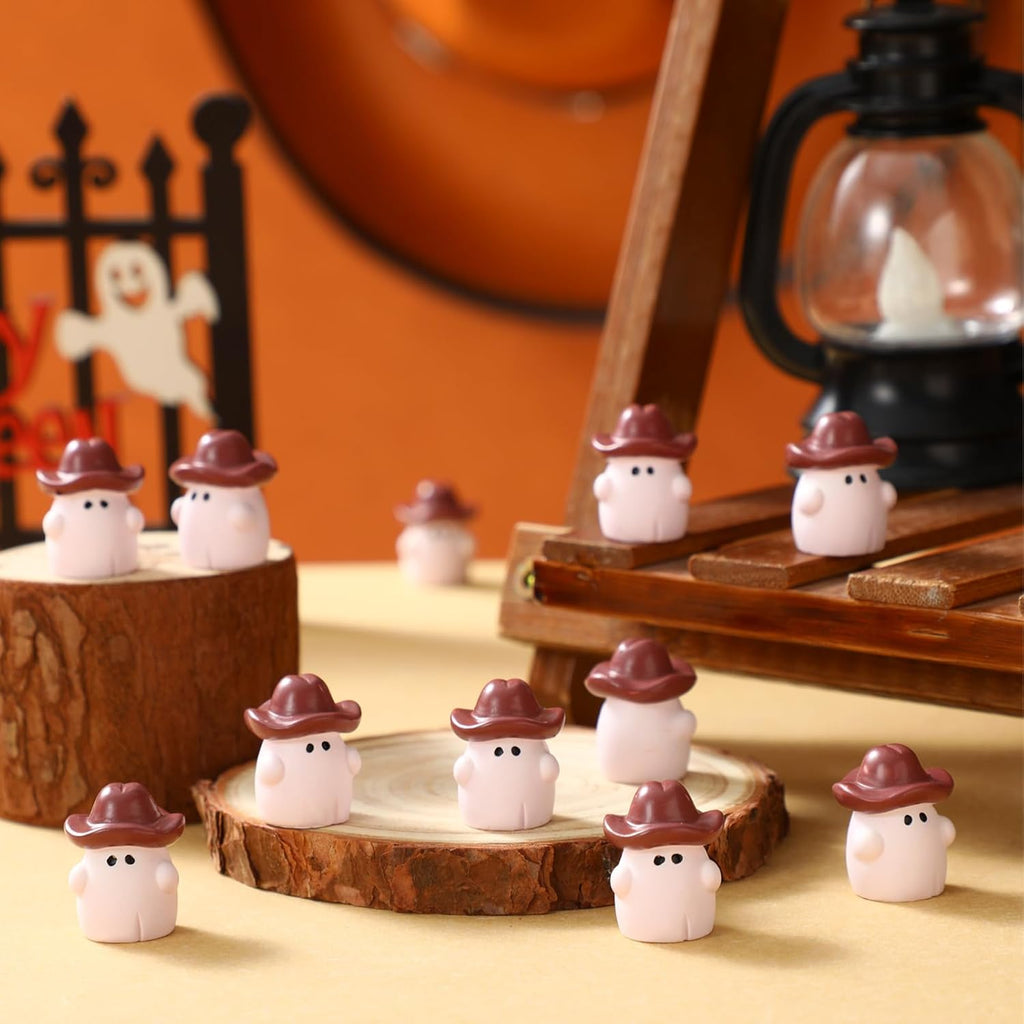 50 Pcs Halloween Mini Cowboy Figurines Resin Tiny Miniature Cowboy Figures for Halloween Party Outdoor Home Garden Decoration