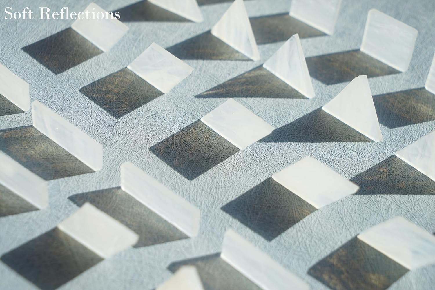 Large Textrued Transparent Glass Mosaic Tiles, 70pcs Stained Glass Pieces Bulk for Mosaic Art, 200g Pre-Cut Mosaic Glass Tiles Kit for Handmade Mosaic Crafts, Clear & White