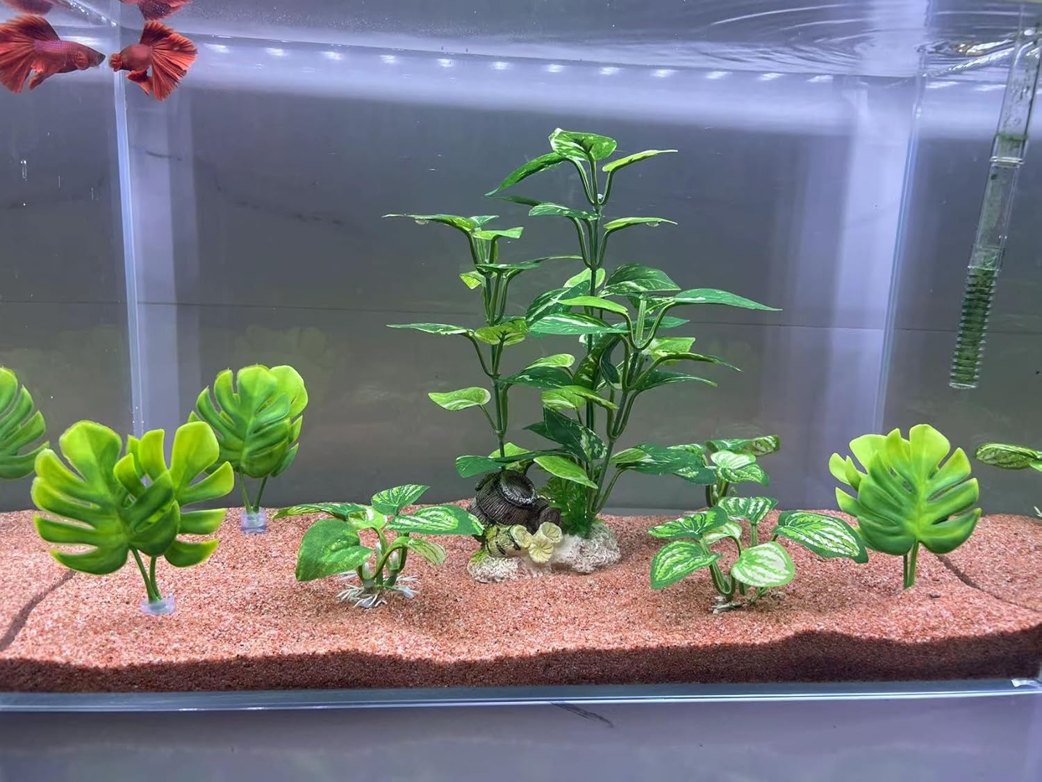 EDGCTYU Aquarium Decorations Fish Tank Artificial Plastic Plants，Silk Plants for Fish Tank Decoration, Pack of 7 (Green)