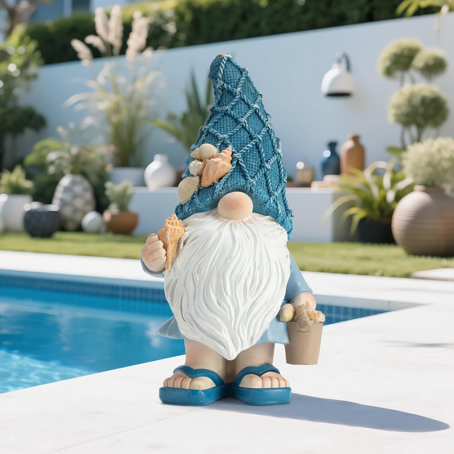 Garden Sea Gnome Statue Decoration Indoor Resin Beach Gnome Sculpture for Home Office Desktop Bathroom, Summer Pool Decoration Gifts (Carrying Bucket of Shells)