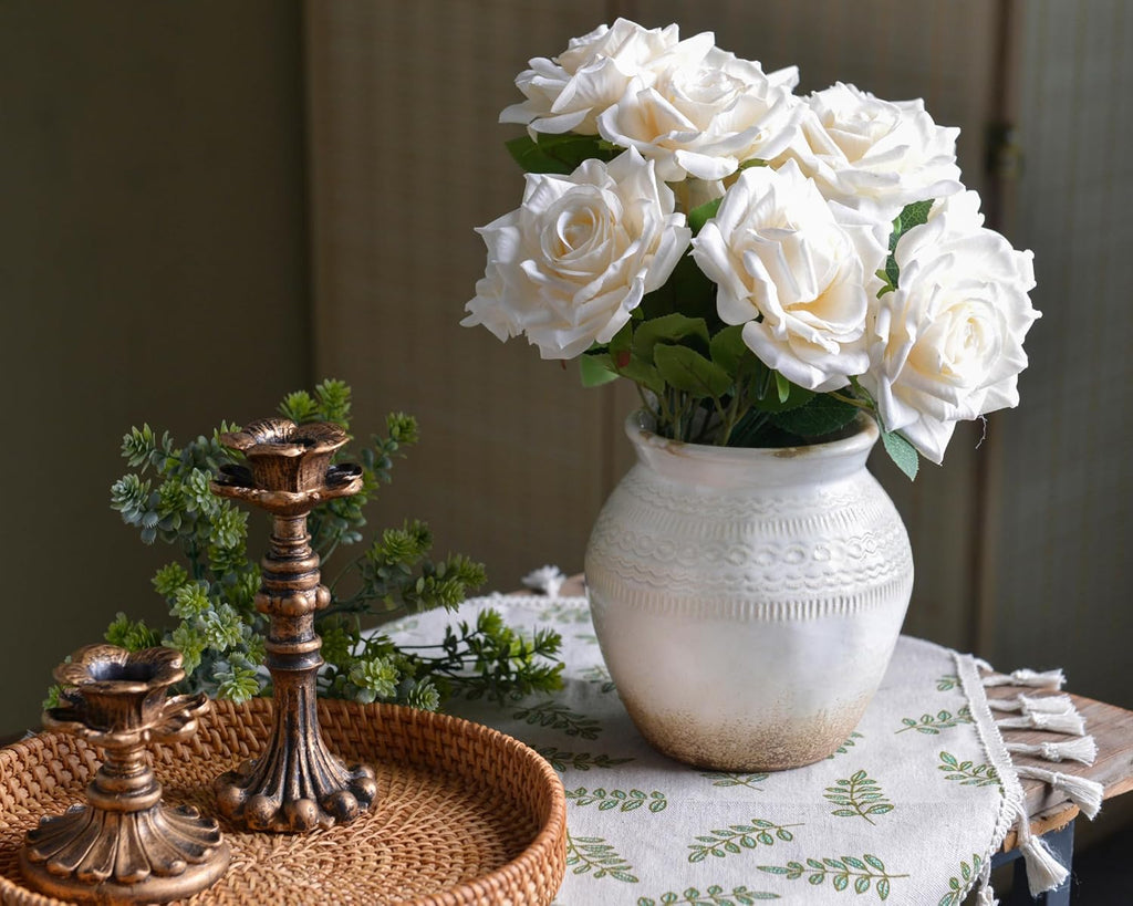 Quoowiit Ceramic Rustic Farmhouse Vase, White Distressed Flower Vase for Home Decor, Boho Decorative Vases for Centerpiece Table Decorations, Vases for Living Room Kitchen Entryway Mantle Shelf Decor