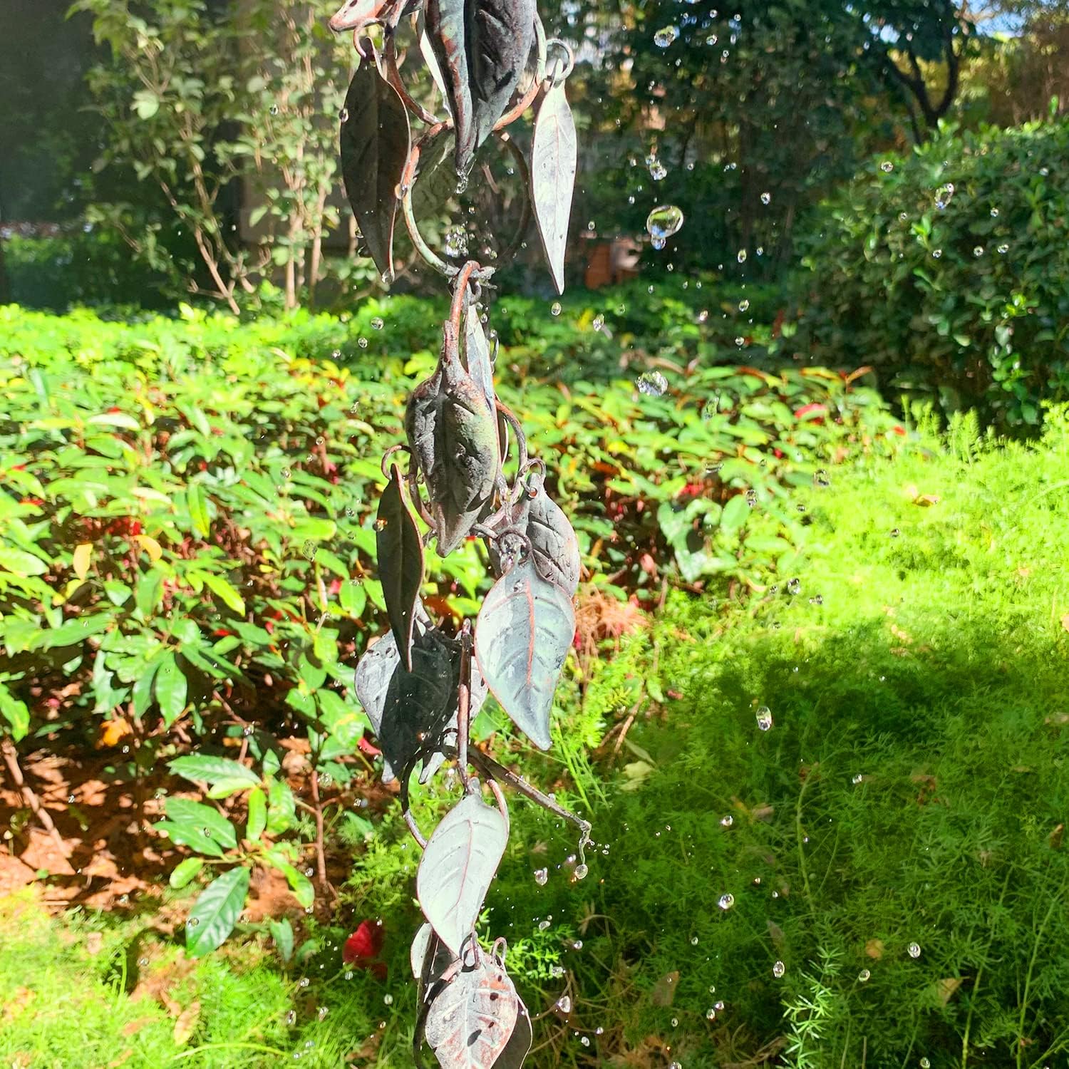 8.5 FT Rain Chain, Rain Chains for Gutters, Metal Rain Chain Downspouts, Circle with Leaves Rain Gutter Chains, Metal Rain Catcher for Outside, Decorative Your House and Garden, Verdigris