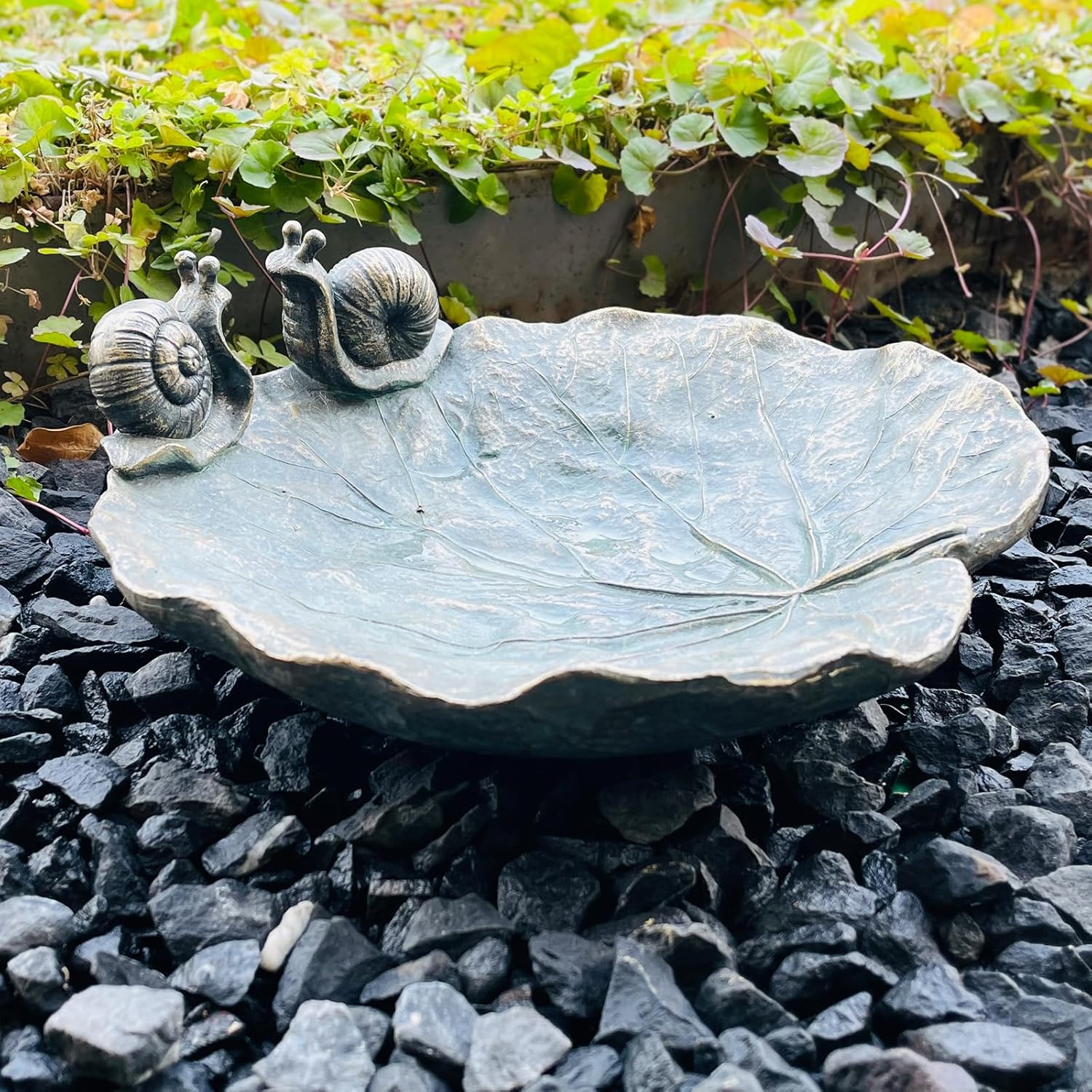 Bird Baths for Outdoors, Wild Birdfeeder, Antique Outdoor Garden Resin Birdbath Bowl for Outside Yard Table Decor (Snail Bird Feeder)