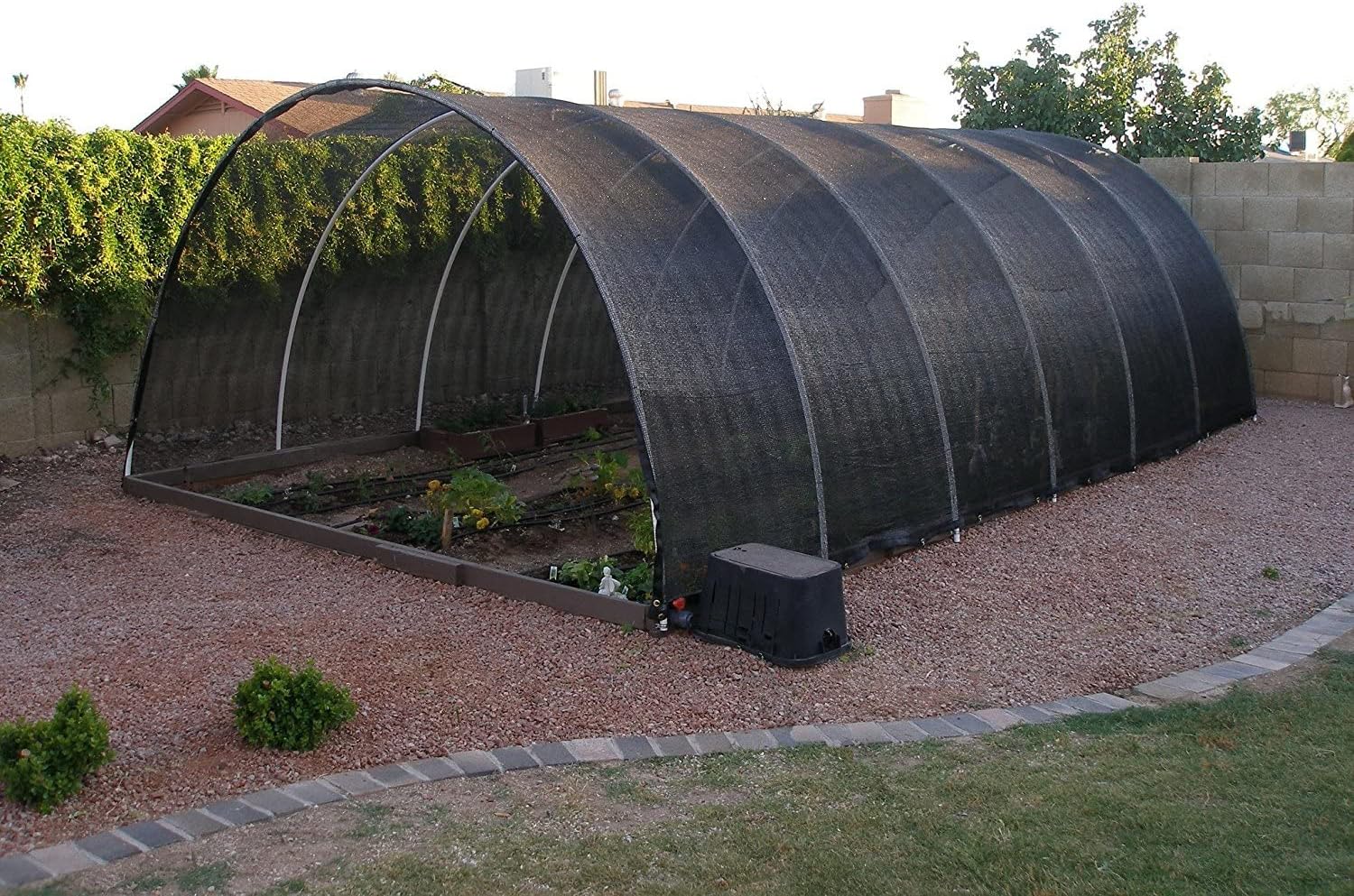 Agfabric 30% Sun-Block Shade Cloth 6x8ft Net Mesh Shade with Clips for Garden Patio&Plants, Black