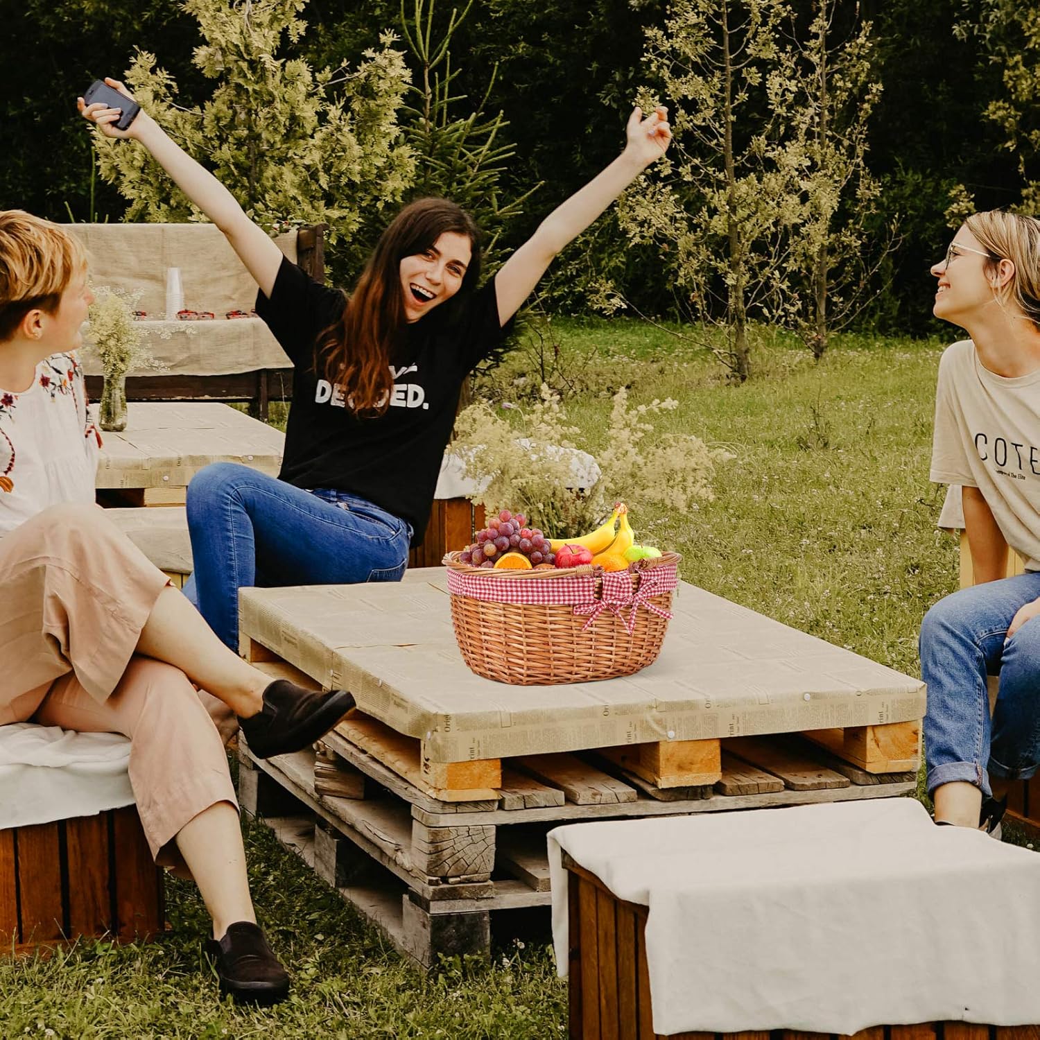 G GOOD GAIN Wicker Picnic Basket with Double Folding Handles,Willow Picnic Hamper,Natural Hand Woven Easter Basket,Easter Eggs and Candy Basket,Bath Toy and Kids Toy Storage,Gift Packing Basket.Red