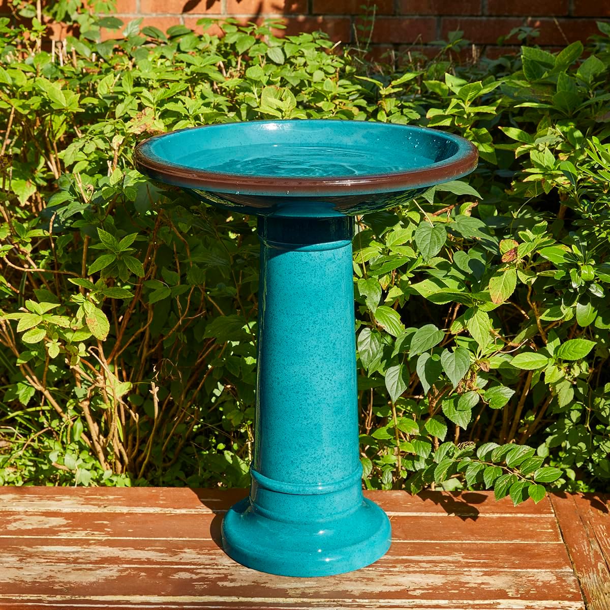 Glitzhome 21.5" H Plastic Turquoise Faux Ceramic Bird Bath for Outside, Hand-Painted Tall Pedestal Birdbath in Weather Resistant for Outdoor Patio Garden Backyard Decking