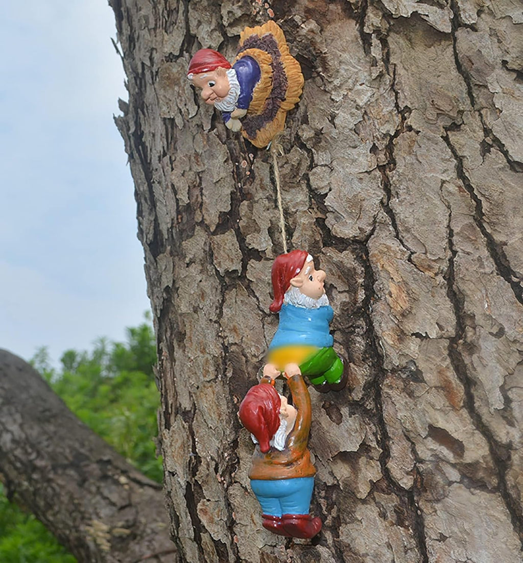 Outdoor Garden Gnome Climbing Rope Statue,Garden Gnomes Statue, Resin Garden Tree Hugger Outdoor Decor Accessories, Miniature Figurines Micro Garden Gnome Landscape Figurine for Lawn Balcony Patio