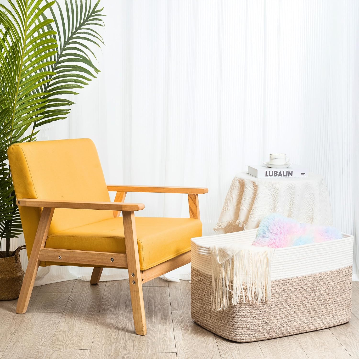 MINTWOOD Design 22in Extra Large Blanket Basket Holder Living Room, Rectangle Rope Woven Storage Basket with Handles for Laundry, Pool Towels, and Shoes, Dog Toy Organizer Bin Box, Light Brown