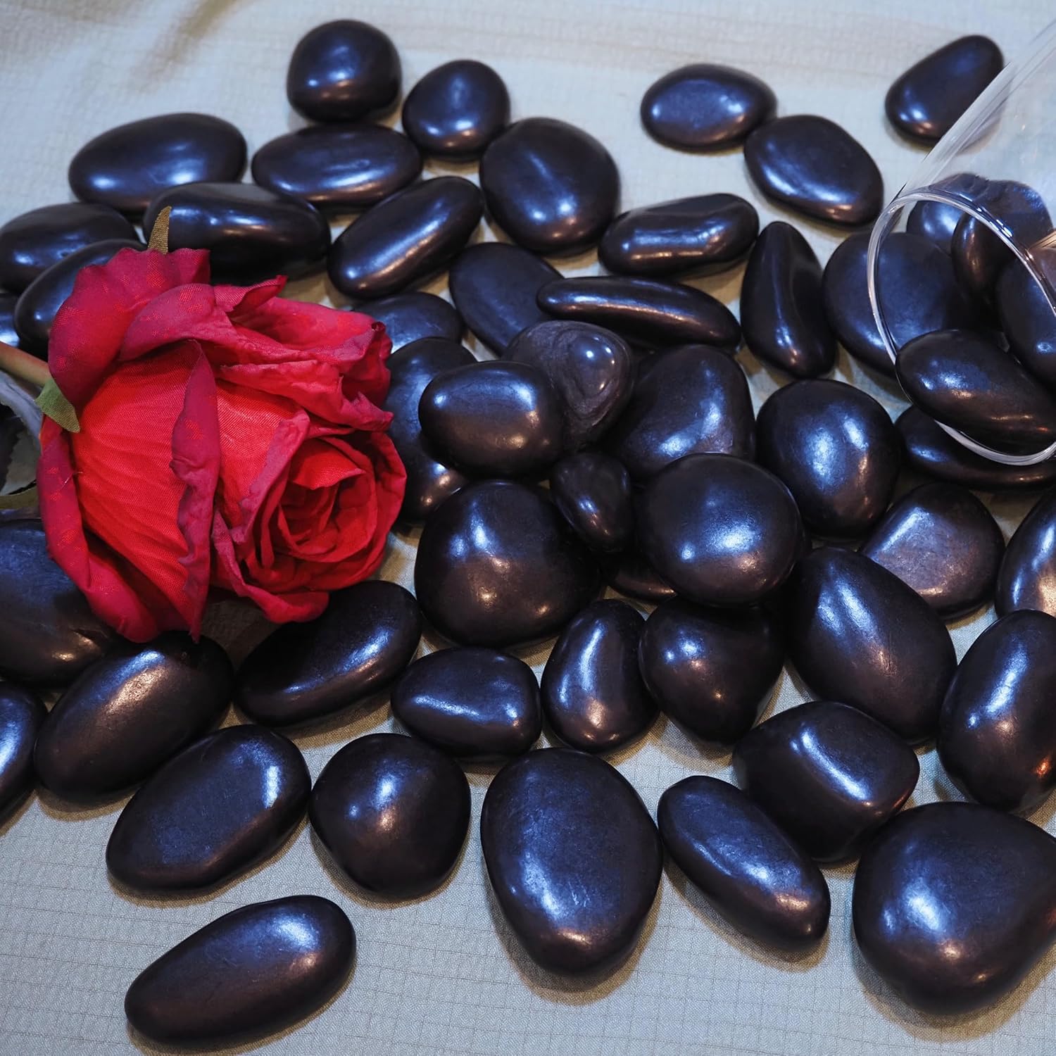 5lbs River Rocks, 1-2Inch Decorative Ornamental Natural Pebbles for Garden Couryard Landscaping Stones, Gravel Filler for Fish Tank,Vases,Home Decor,Aquariums,Animal Habitat, Black